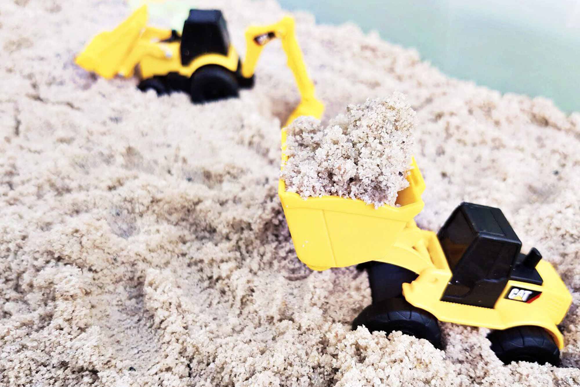 mini-presents-sandkasten-kinder-bagger-edelsteine