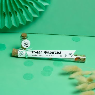 Gutschein zum Muttertag: Kreative Geschenkverpackung im Reagenzglas