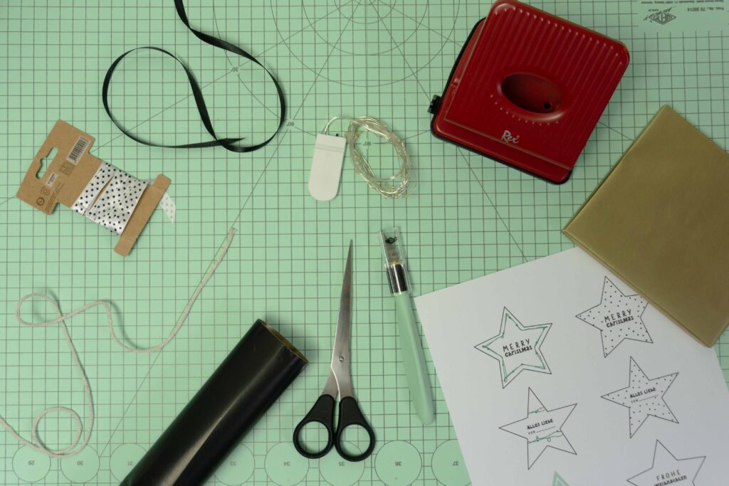 Material für deine weihnachtliche Geschenkverpackung