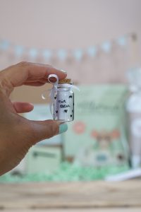 Geschenk zur Einschulung im Fläschchen basteln