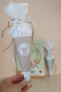 Mini Schultüte zur Einschulung basteln