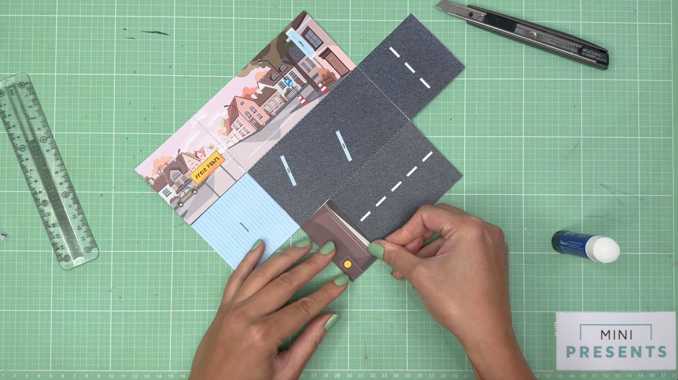 Bastelanleitung Führerschein Geldgeschenk Explosionsbox basteln