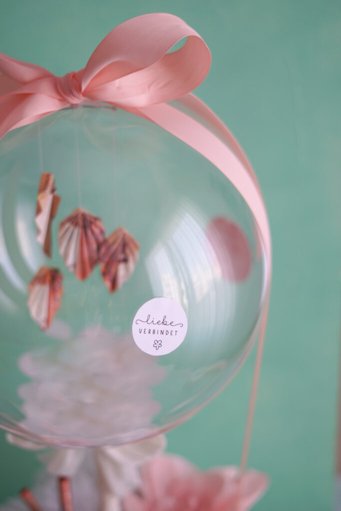 Palmblätter aus Geldscheinen falten