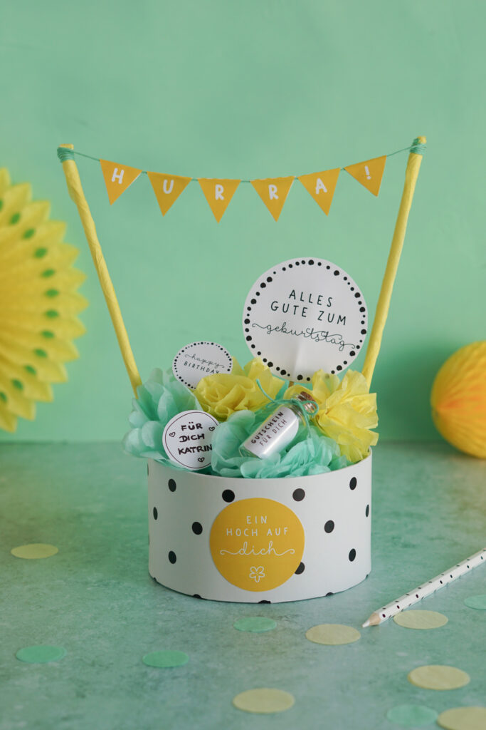 Gutschein originell verpacken zum Geburtstag